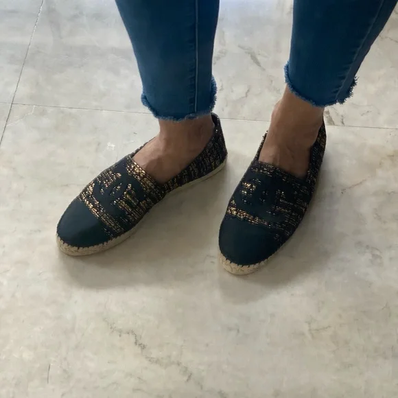 Chanel Espadrilles Excellent Price; Size 42 - Picture 3 of 9